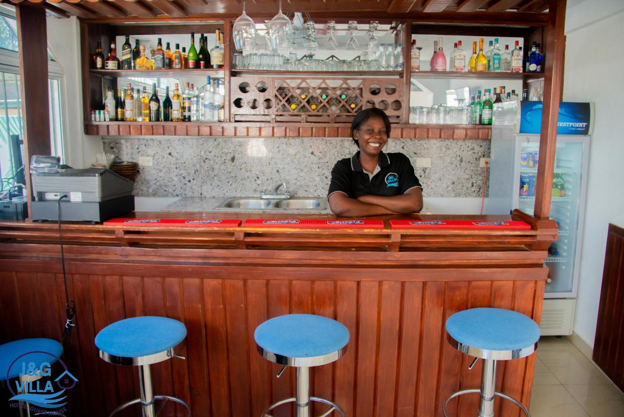 J&G Villa Hotel Cap-Haïtien エクステリア 写真